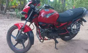 Hero-Honda Glamour 2011 Motorbike (Used)