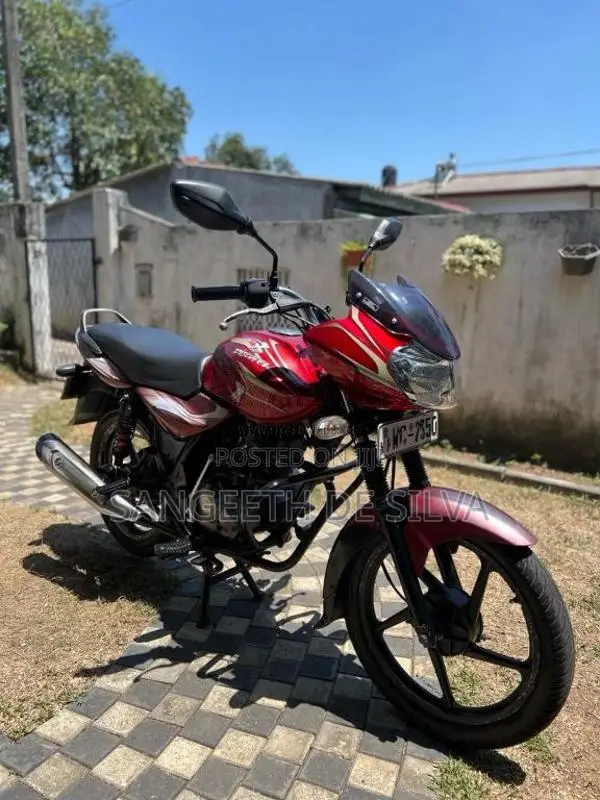 Bajaj Discover 2010 Motorbike (Used)