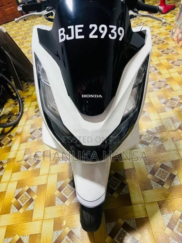 Honda Pcx 2023 Motorbike (Used)