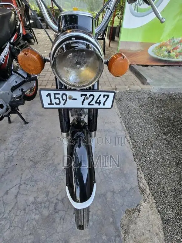Honda Cd 90 2000 Motorbike (Used)
