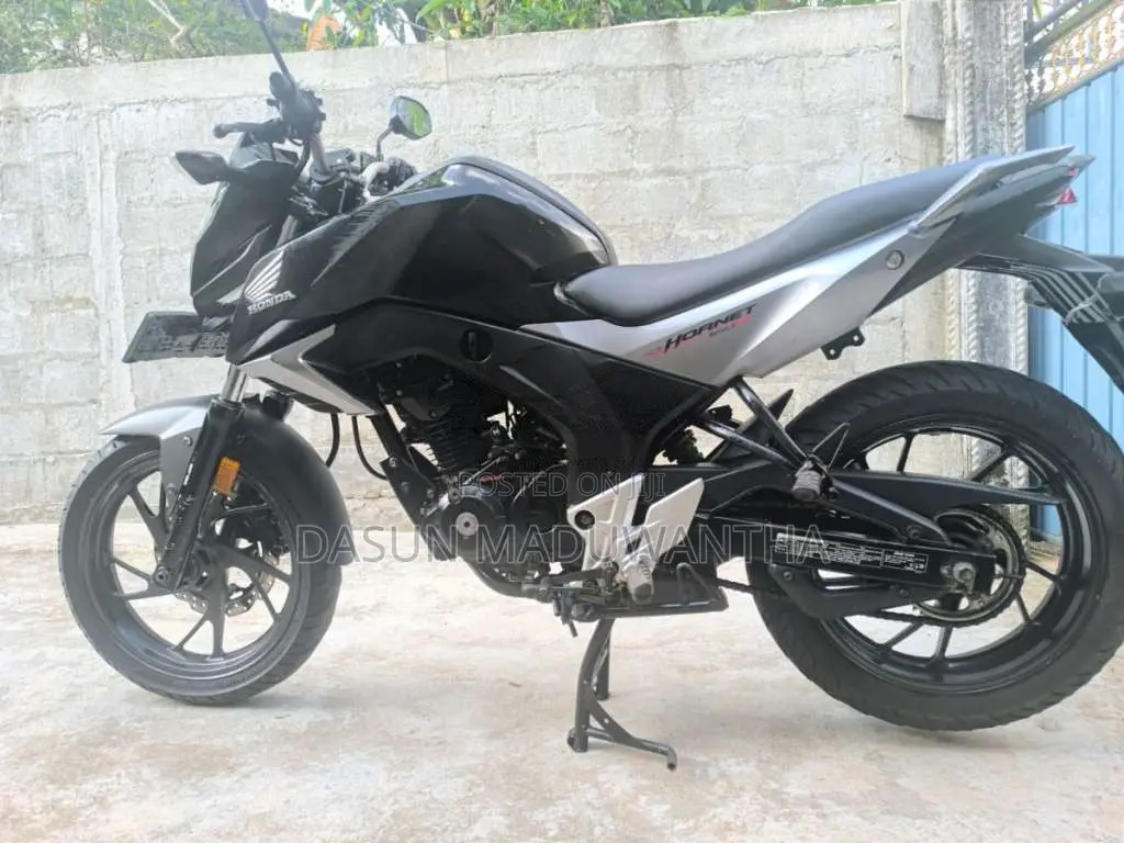Honda CB160R 2016 Motorbike (Used)