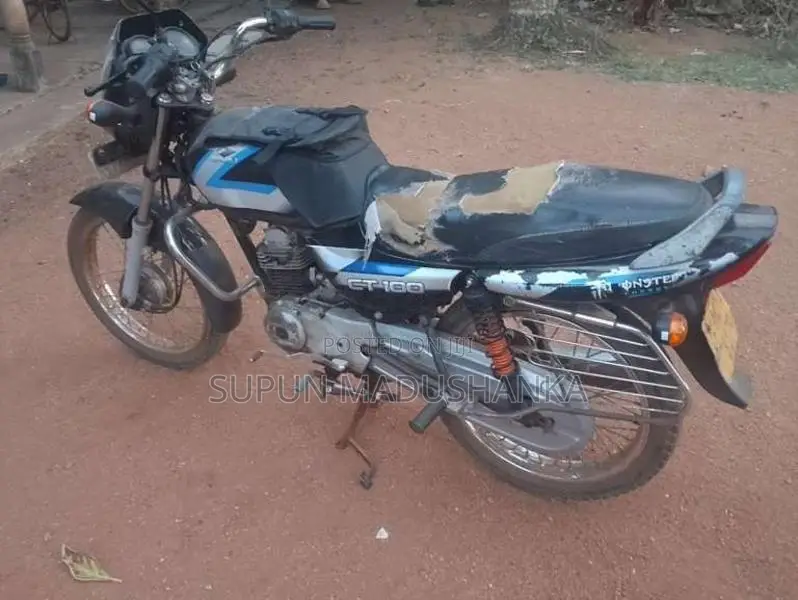 Bajaj CT-100 2005 Motorbike (Used)