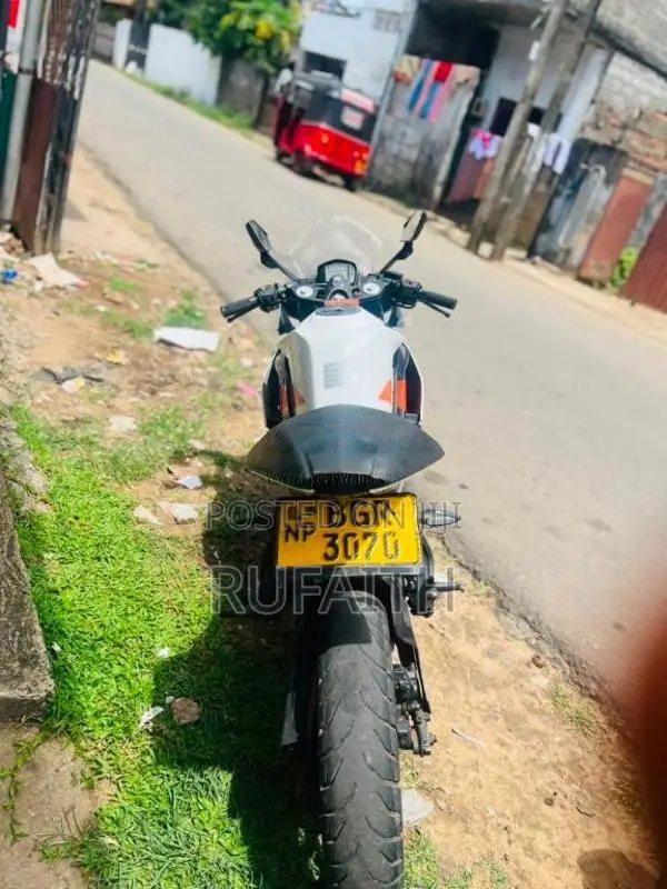 KTM Rc200 2018 Motorbike (Used)