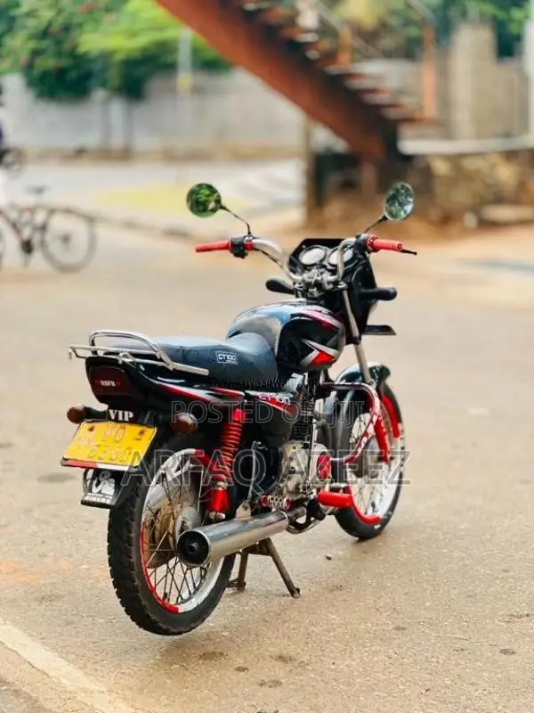 Bajaj CT-100 2010 Motorbike (Used)
