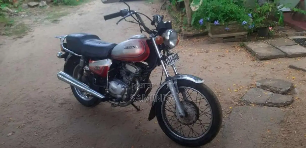 Honda CM 125 T 1989 Motorbike (Used)