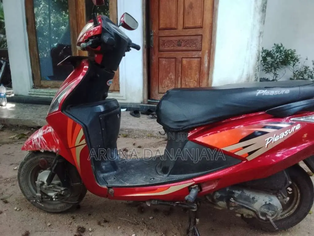 Hero Pleasure 2014 Motorbike (Used)