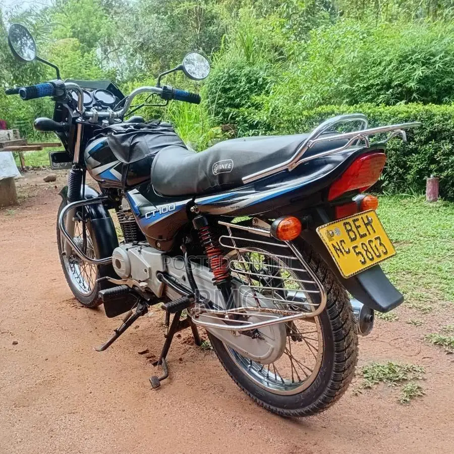 Bajaj CT-100 2017 Motorbike (Used)