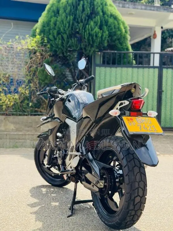 Yamaha Fz Version 2.0 2018 Motorbike (Used)