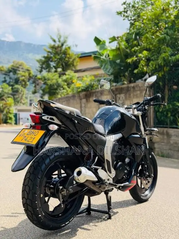 Yamaha Fz Version 2.0 2018 Motorbike (Used)
