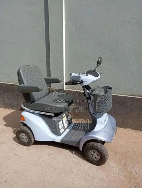 Suzuki 4-wheeler 2020 Motorbike (Used)