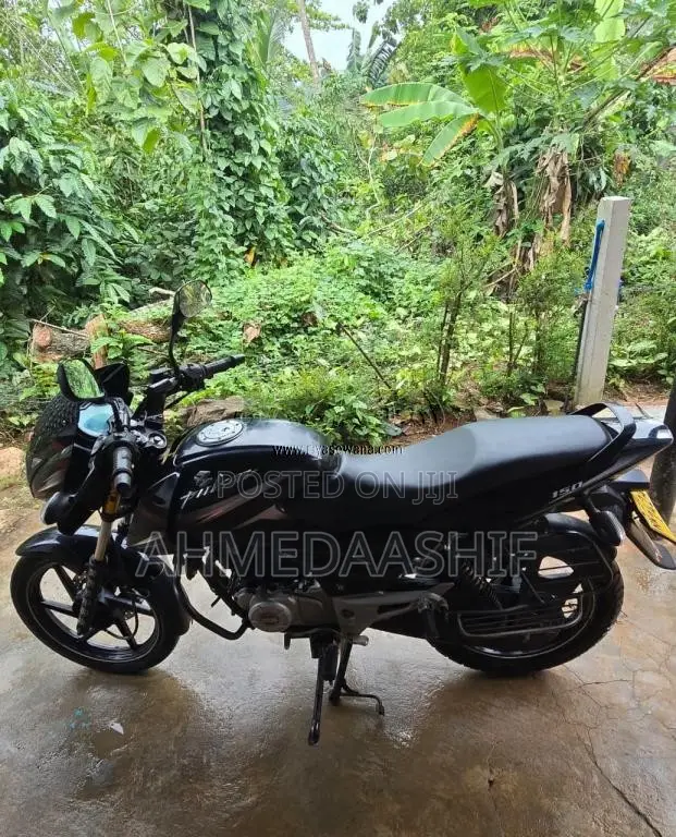 Bajaj Pulsar 2017 Motorbike (Used)