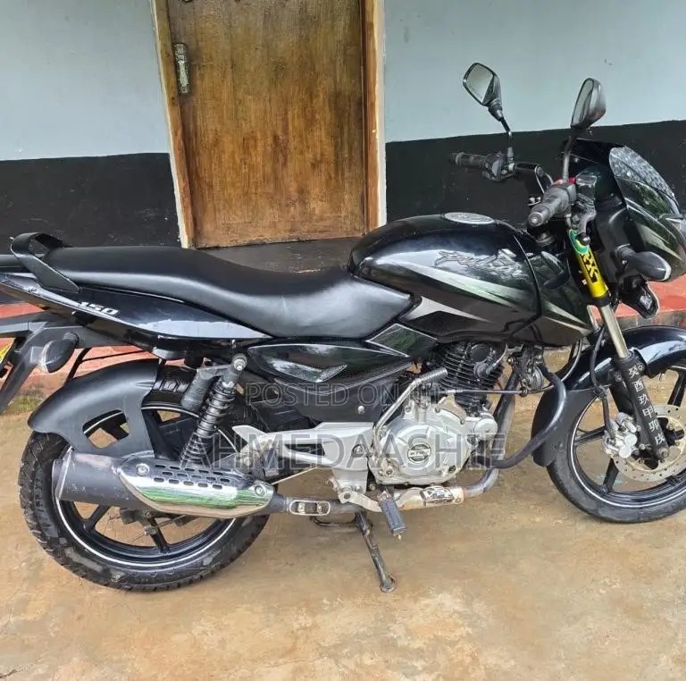Bajaj Pulsar 2017 Motorbike (Used)
