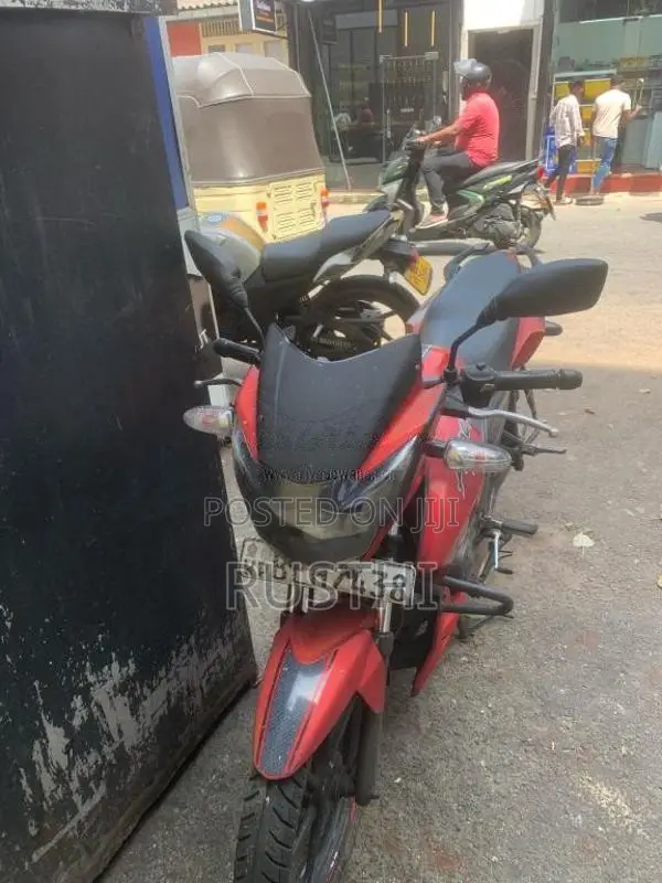 TVS Apache 2016 Motorbike (Used)