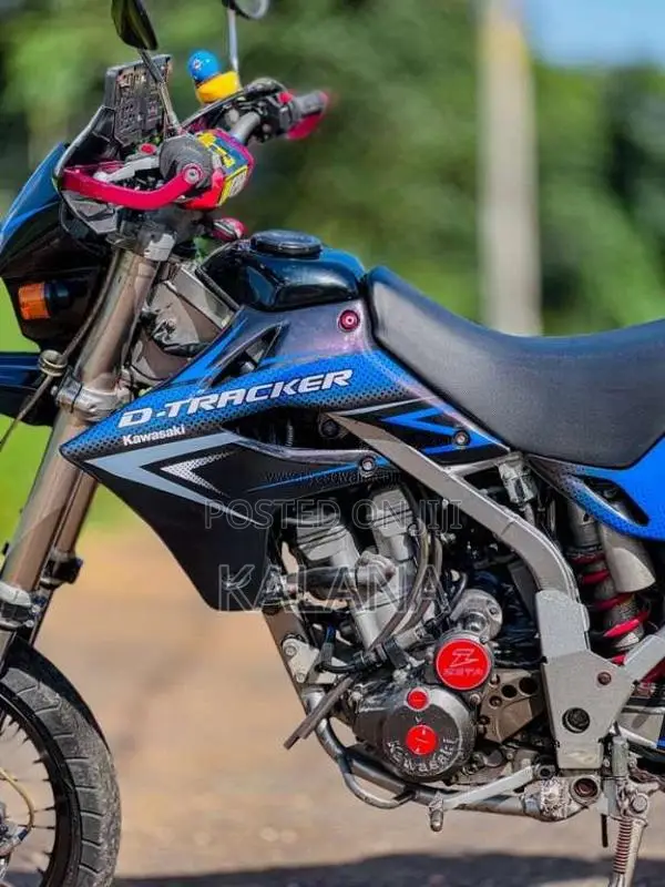 Kawasaki D Tracker 2021 Motorbike (Used)