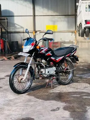 Bajaj CT-100 2017 Motorbike (Used)