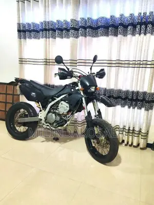 Kawasaki D Tracker 2011 Motorbike Brand New