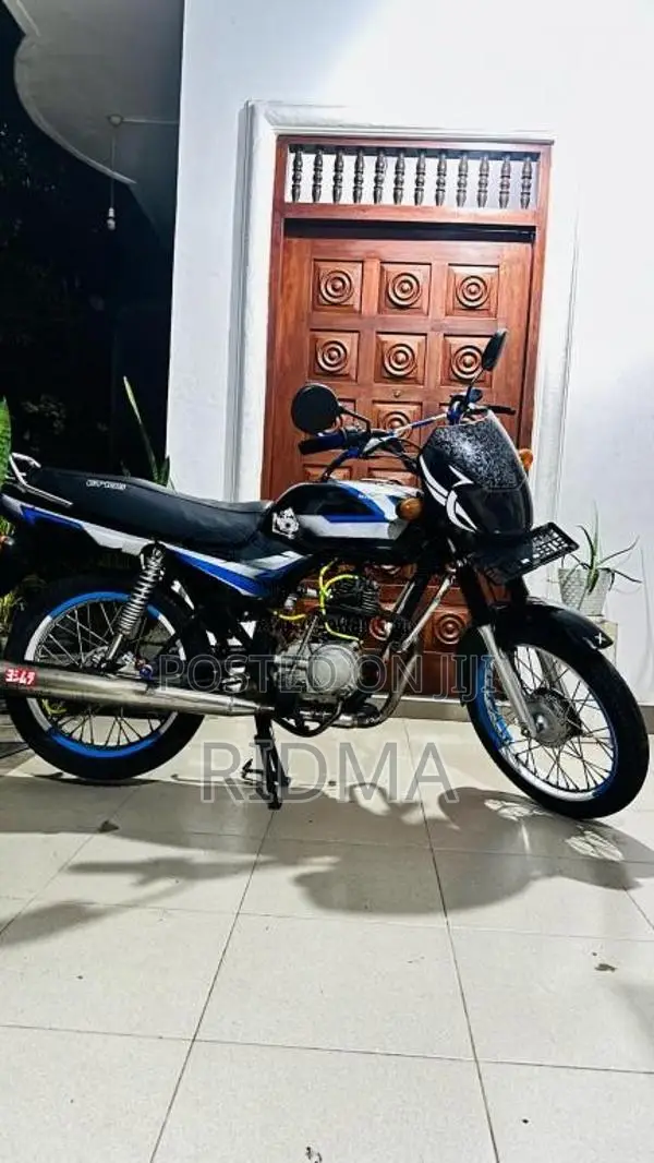 Bajaj CT-100 2006 Motorbike (Used)