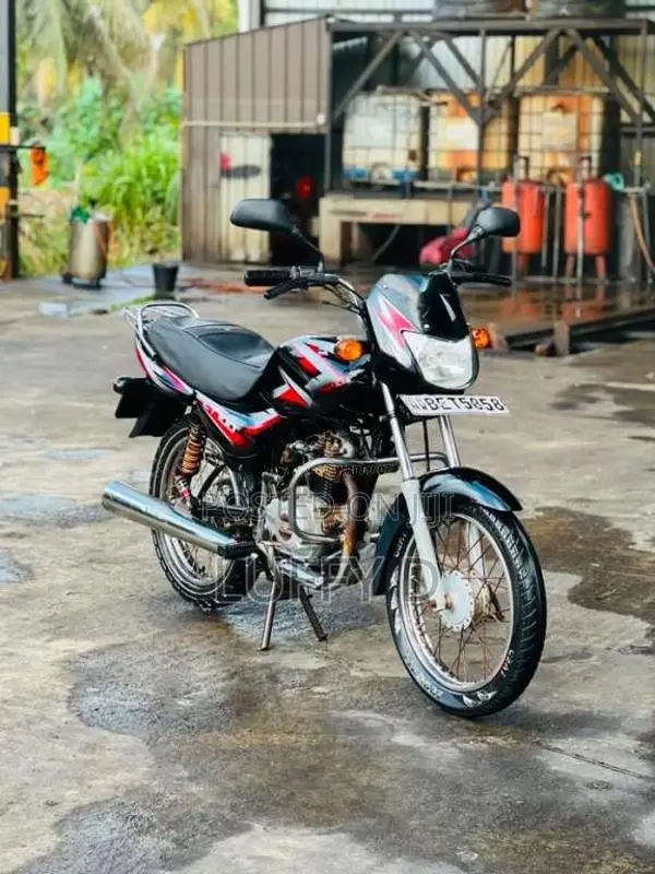 Bajaj CT-100 2017 Motorbike (Used)