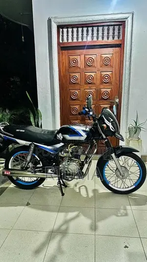 Bajaj CT-100 2006 Motorbike (Used)