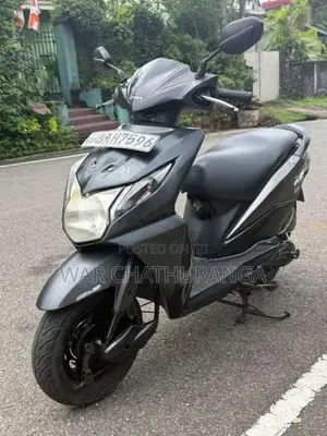 Honda Dio 2013 Motorbike (Used)