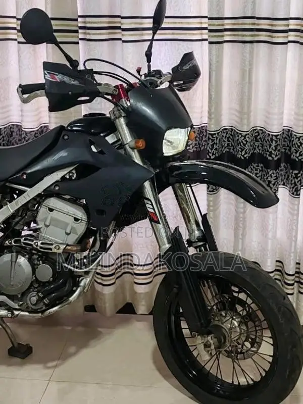 Kawasaki D Tracker 2011 Motorbike Brand New