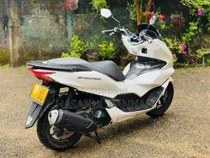 Honda Pcx 160 2023 Motorbike (Used)