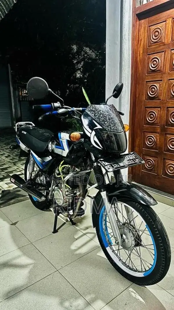 Bajaj CT-100 2006 Motorbike (Used)