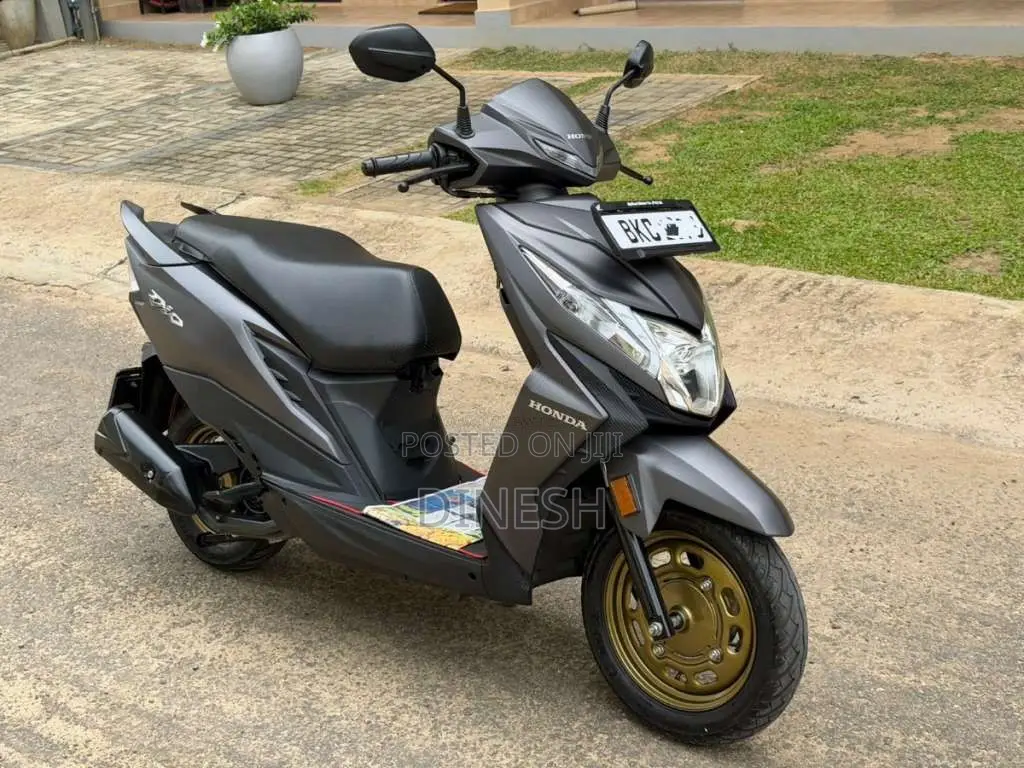 Honda Dio 110 DLX 2025 Motorbike (Used)