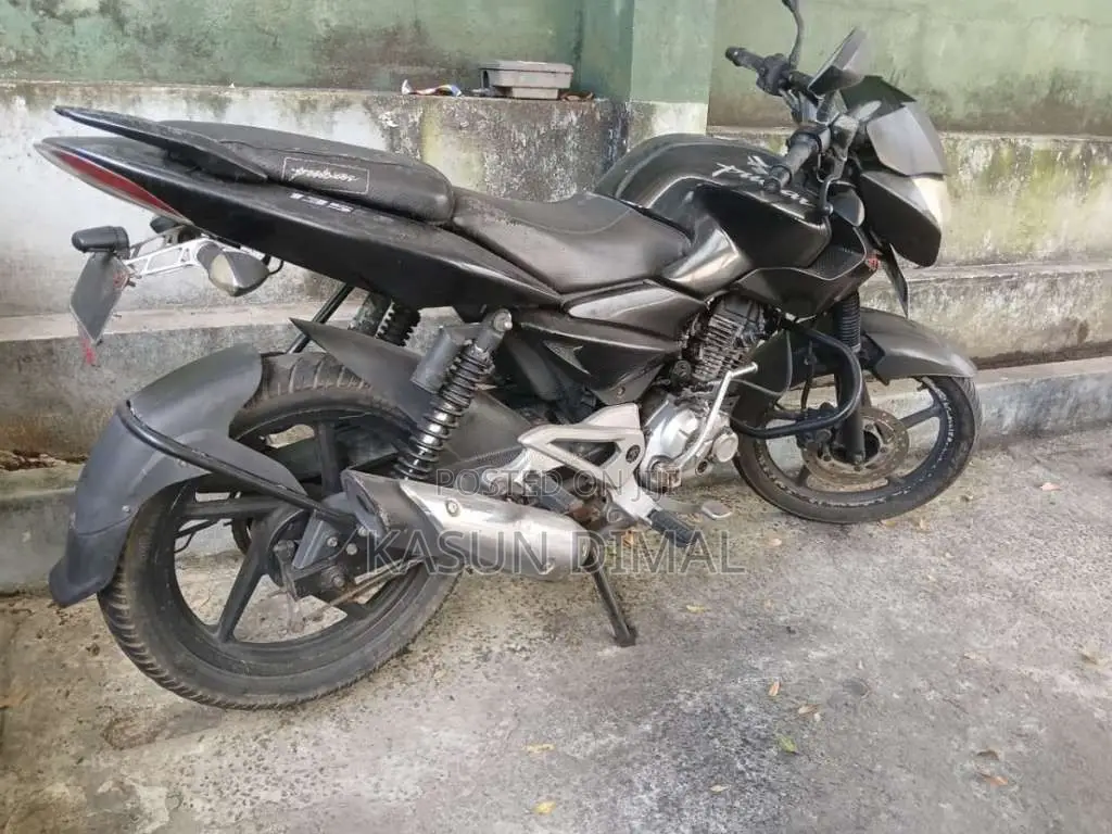 Bajaj Pulsar 135 2014 Motorbike (Used)
