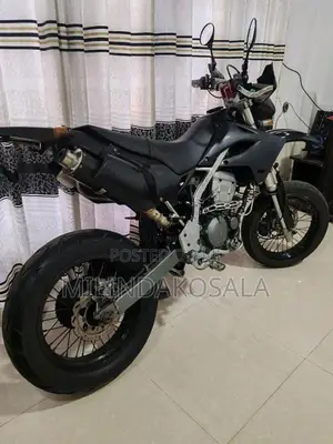 Kawasaki D Tracker 2011 Motorbike Brand New