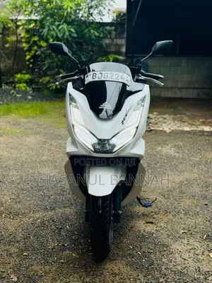 Honda Pcx 160 2023 Motorbike (Used)