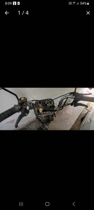 Bajaj Bajaj 2020 Motorbike (Used)