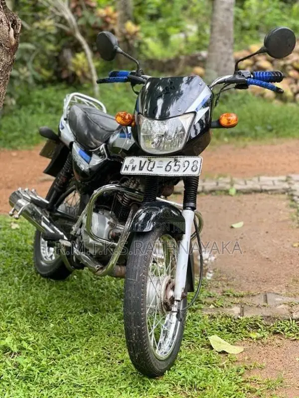 Bajaj CT-100 2010 Motorbike (Used)