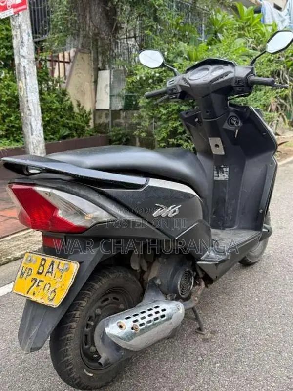 Honda Dio 2013 Motorbike (Used)