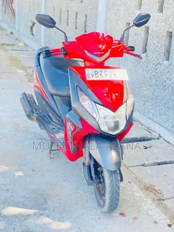 Honda Dio 2019 Motorbike (Used)