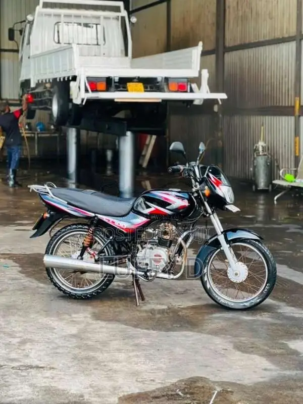 Bajaj CT-100 2017 Motorbike (Used)