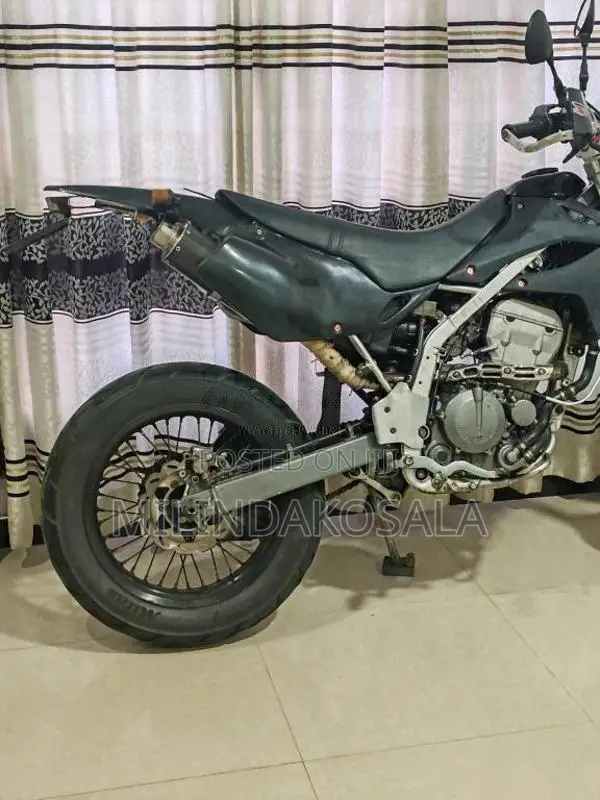 Kawasaki D Tracker 2011 Motorbike Brand New
