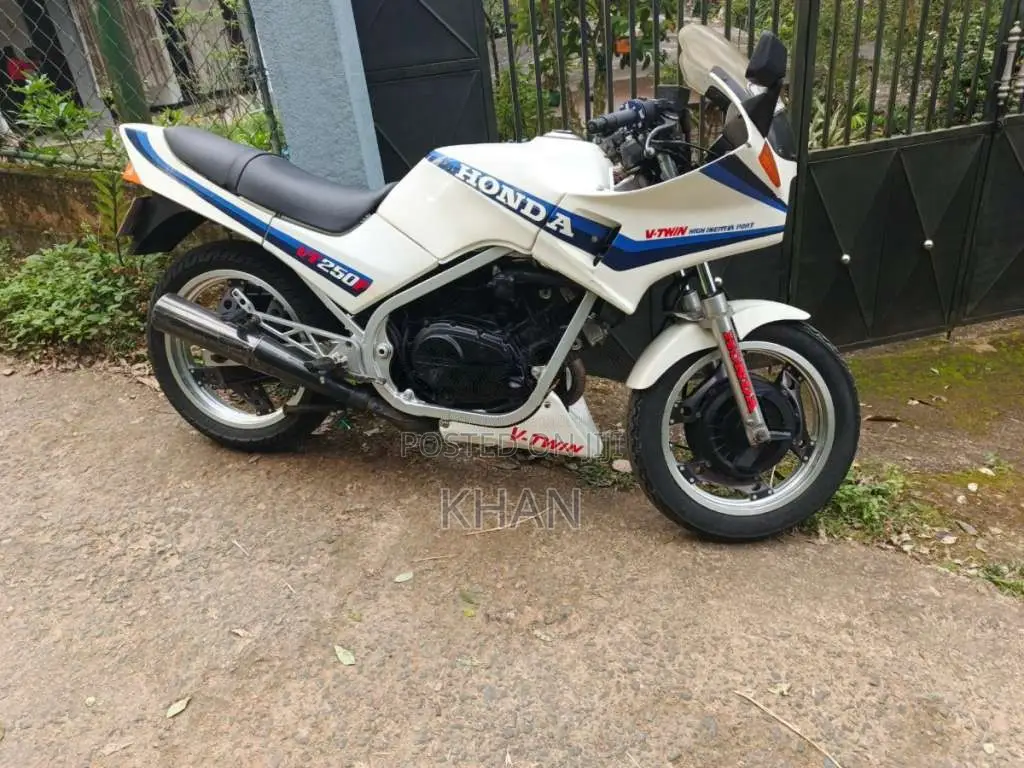 Honda Vt 1996 Motorbike (Used)