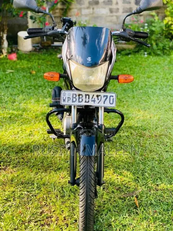 Bajaj Platina 2014 Motorbike (Used)