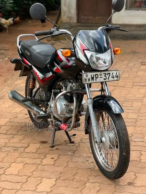 Bajaj CT-100 2011 Motorbike (Used)