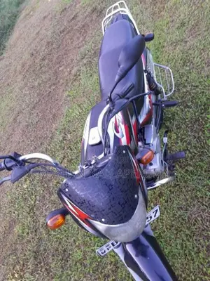 Bajaj CT-100 2014 Motorbike (Used)