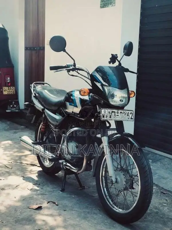Bajaj CT-100 2010 Motorbike (Used)