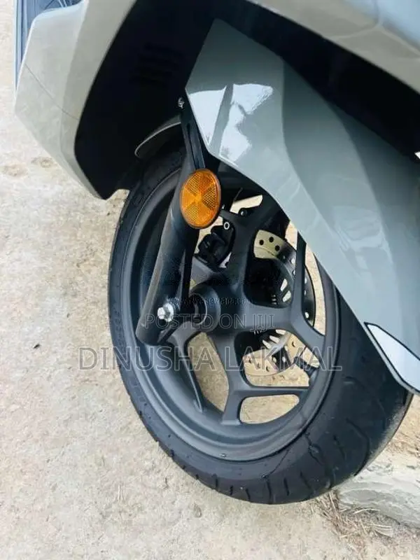 Honda Pcx 125 2025 Motorbike (Used)