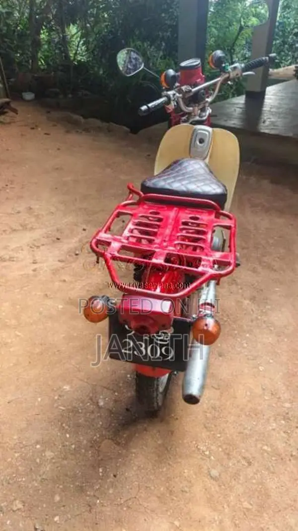 Honda MD 90 1986 Motorbike (Used)