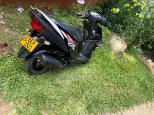 Yamaha ZR 2017 Motorbike (Used)