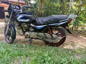 Bajaj CT-100 2011 Motorbike (Used)