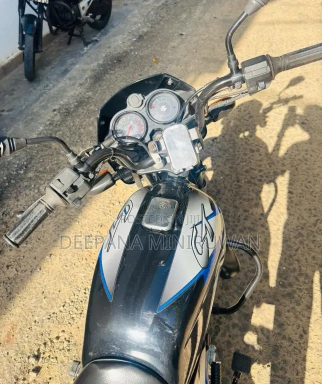 Bajaj CT-100 2023 Motorbike (Used)