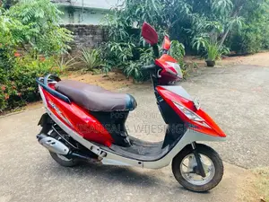 TVS Scooty Streak 2011 Motorbike (Used)