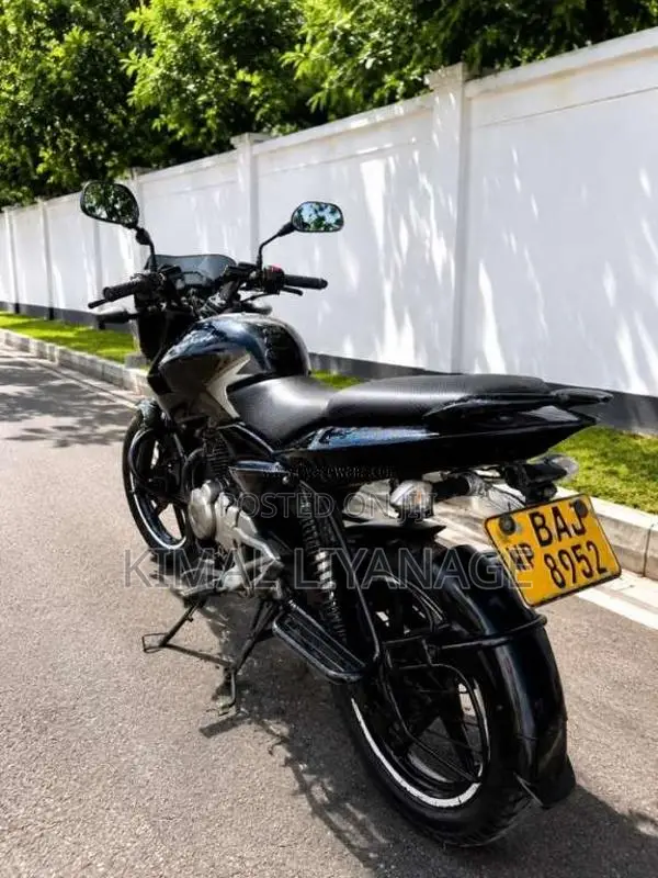 Bajaj Pulsar 2013 Motorbike (Used)