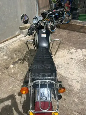 Suzuki GN125 2003 Motorbike (Used)